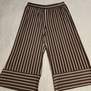Studio by d&co. Women's Gaucho Style Wide Leg Cropped Pants in Light Brown with
